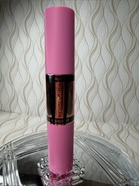 Revolution Blush & Highlight Champagne Shine